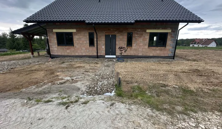 dom wolnostojący Kobyle