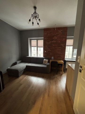 Mieszkanie 1-pokojowe Warszawa Praga-Południe. Zdjęcie 1