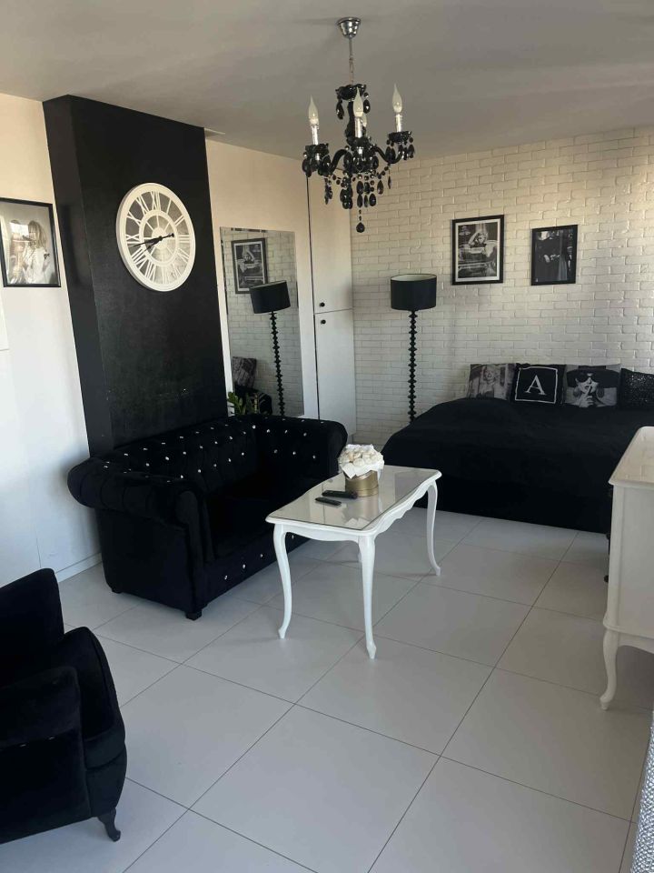 Mieszkanie 2-pokojowe Łódź Bałuty, ul. Antoniego Mackiewicza. Zdjęcie 2