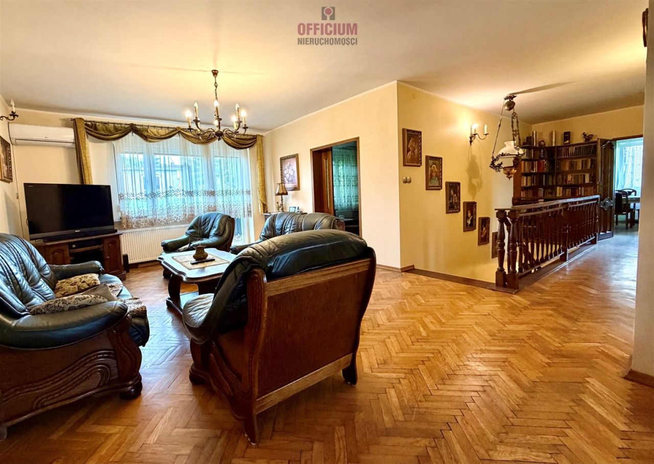 dom, 10 pokoi Wrocław Krzyki. Zdjęcie 4
