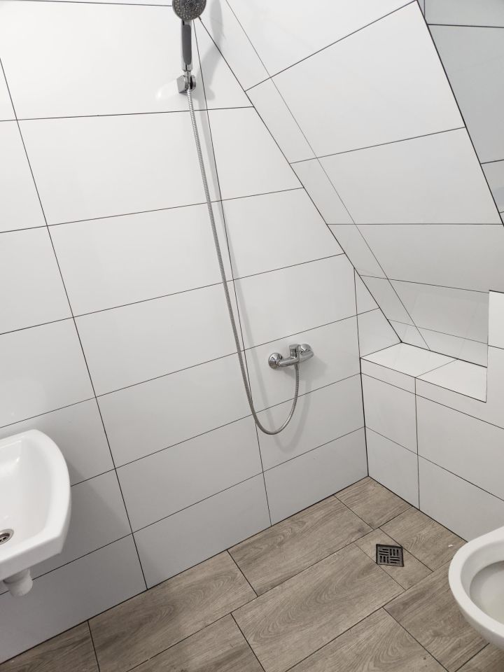 dom wolnostojący, 4 pokoje Zalesie Górne Wyżyny, ul. Biedronki. Zdjęcie 3