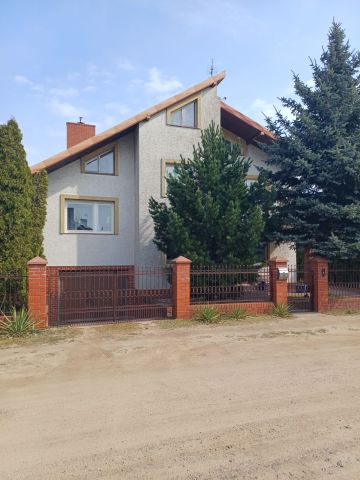 dom wolnostojący, 5 pokoi Czołowo, Lipowa. Zdjęcie 1