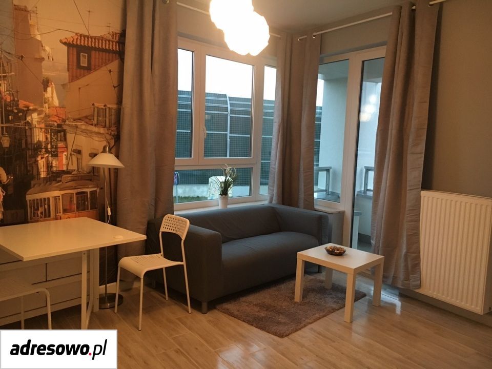 Mieszkanie 3-pokojowe Warszawa Słodowiec, ul. Stefana Żeromskiego. Zdjęcie 1