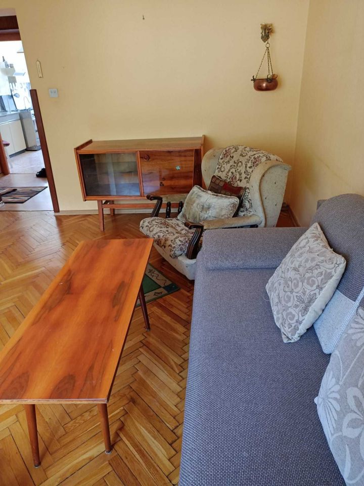 Mieszkanie do wynajęcia bez pośredników          
          
            ul. Planty 46          
          
            Radom Planty