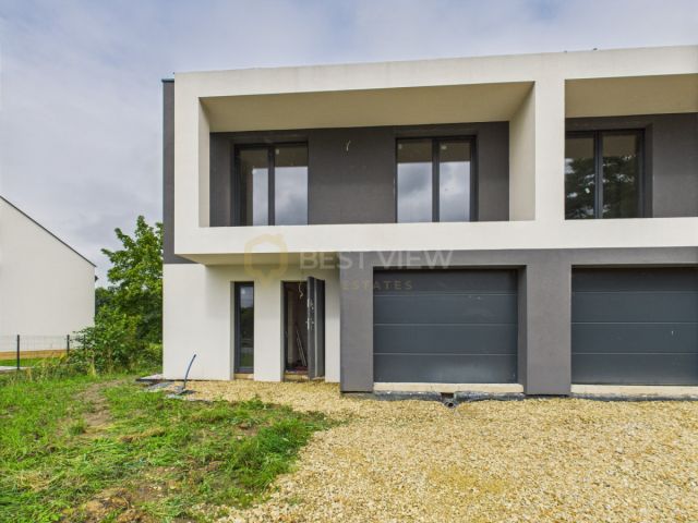 bliźniak, 4 pokoje Pszczyna, ul. Batalionów Chłopskich. Zdjęcie 2