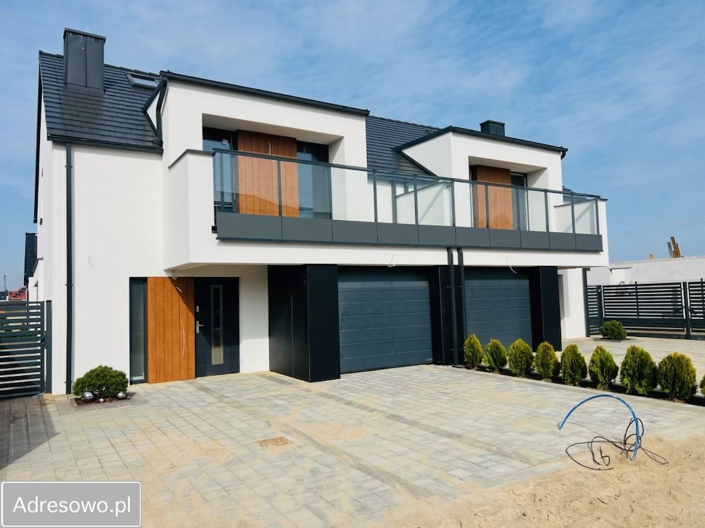 bliźniak, 5 pokoi Gdynia Chwarzno-Wiczlino, ul. kpt. Zdzisława Pieńkawy