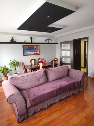 Mieszkanie 4-pokojowe Suwałki, ul. gen. Kazimierza Pułaskiego. Zdjęcie 1