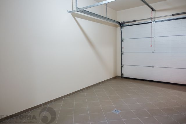 bliźniak, 5 pokoi Dobra. Zdjęcie 18