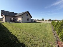 dom wolnostojący, 5 pokoi Mrocza. Zdjęcie 3