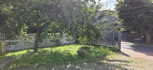 bliźniak, 4 pokoje Otrębusy, ul. Polna. Zdjęcie 3