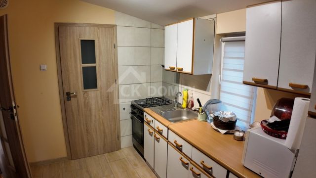 dom wolnostojący, 2 pokoje Kielce Baranówek. Zdjęcie 13