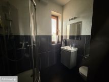 dom wolnostojący, 6 pokoi Masłomiąca, ul. Kolorowa. Zdjęcie 1