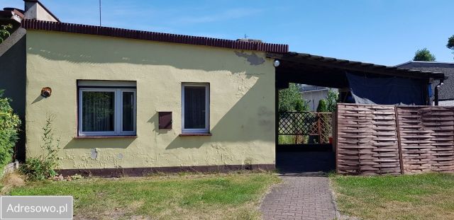 dom wolnostojący, 2 pokoje Kobyla Góra, ul. Słoneczna. Zdjęcie 1