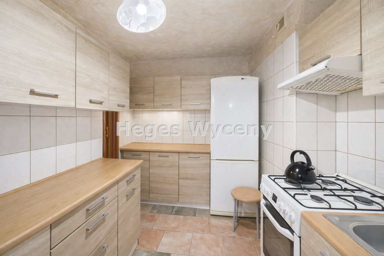Mieszkanie 3-pokojowe Legnica. Zdjęcie 4
