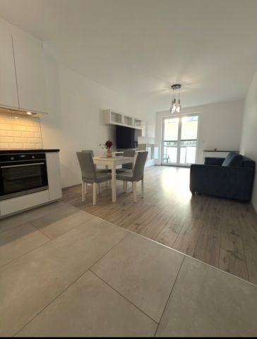 Mieszkanie 2-pokojowe Piaseczno, ul. Jana Pawła II. Zdjęcie 3