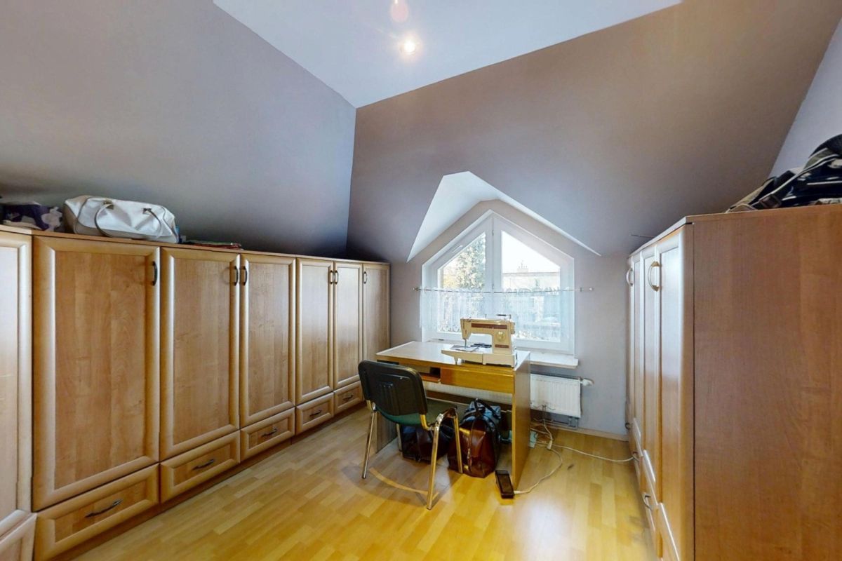 dom wolnostojący, 5 pokoi Zgierz, ul. Adolfa Dygasińskiego. Zdjęcie 8