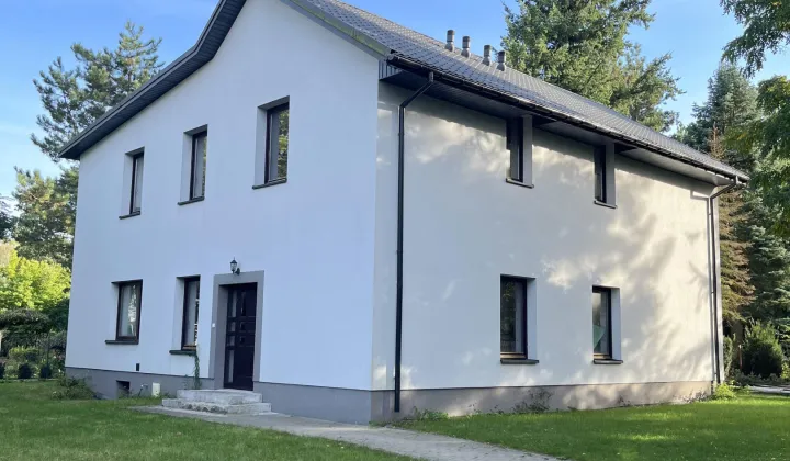 dom wolnostojący, 8 pokoi Zalesie Górne, ul. Poranku