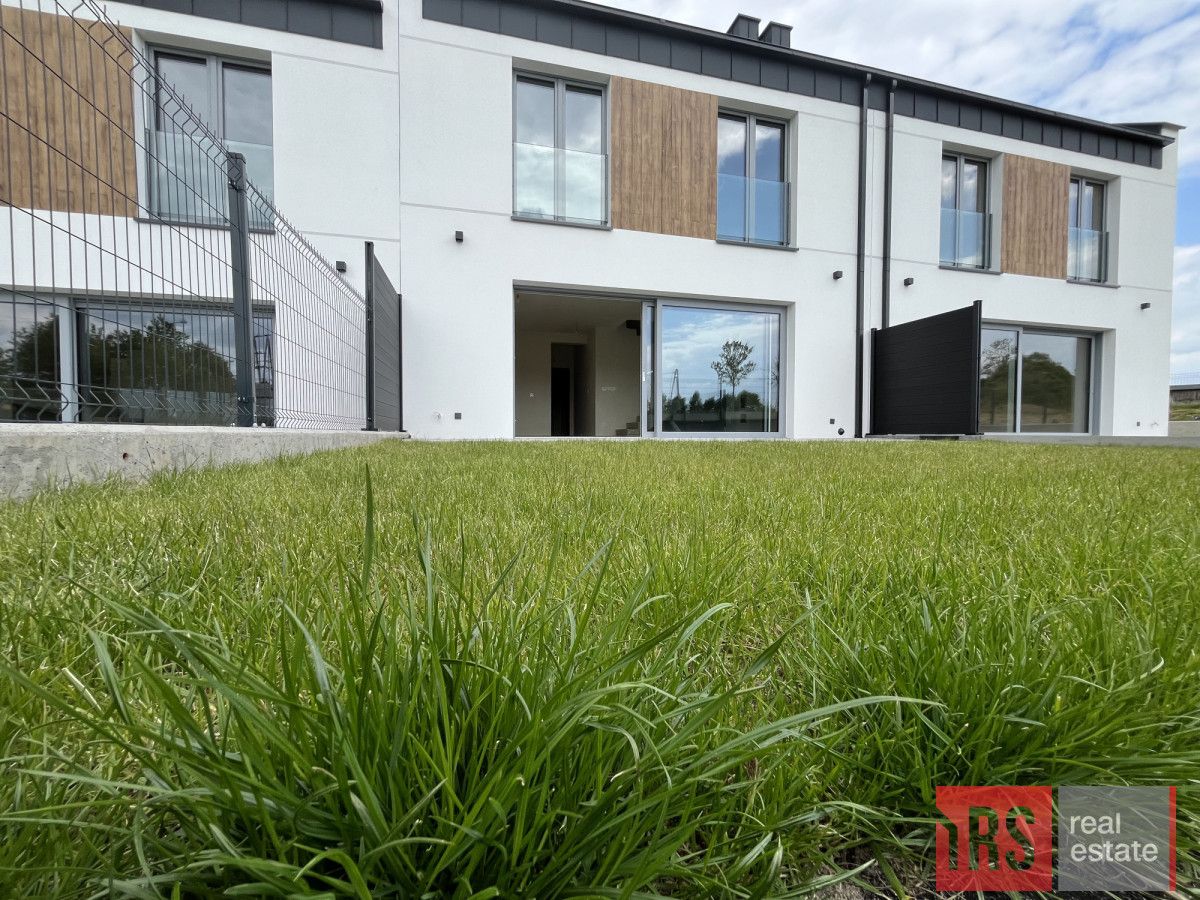 dom szeregowy, 5 pokoi Ustronie Morskie, ul. Polna. Zdjęcie 1