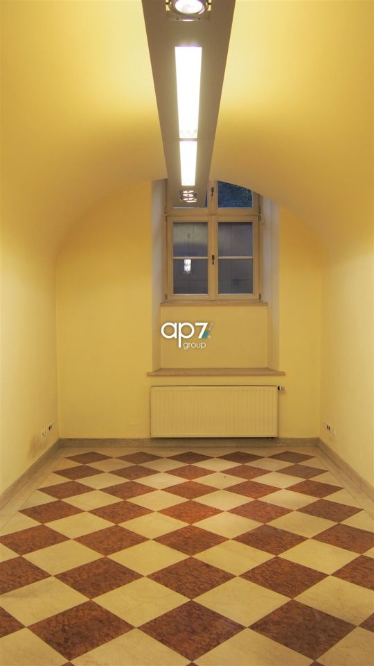 Lokal Kraków Stare Miasto, ul. Krupnicza. Zdjęcie 3