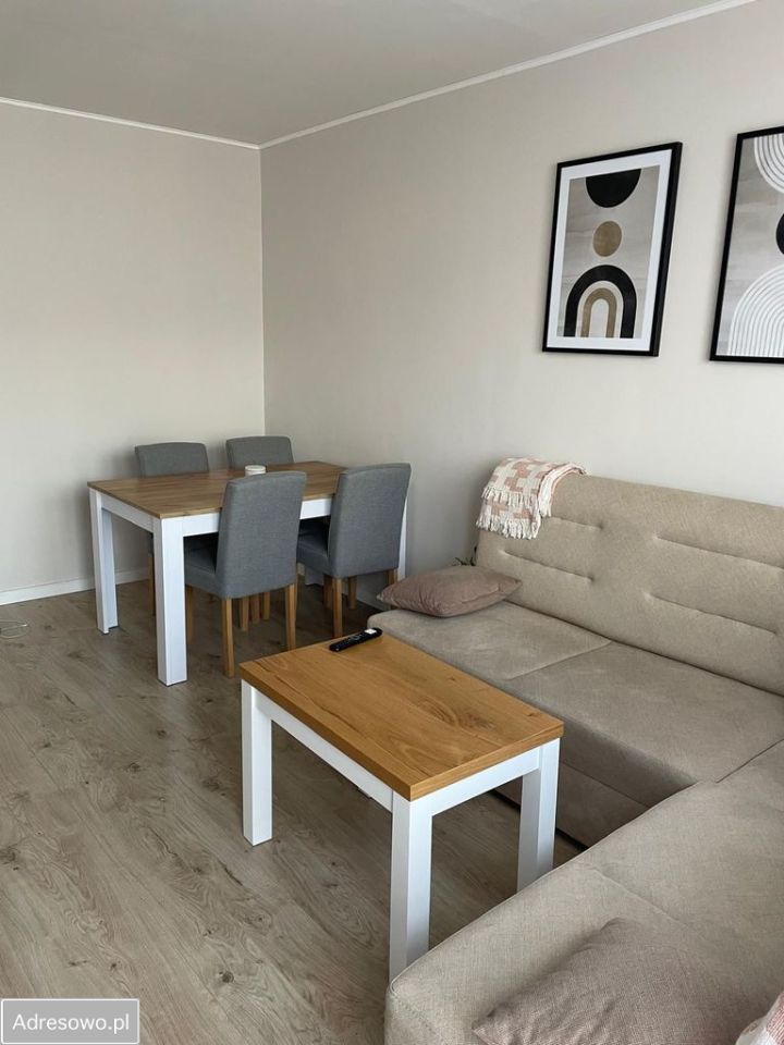 Mieszkanie 3-pokojowe Gliwice Trynek, ul. Jana Kochanowskiego. Zdjęcie 4