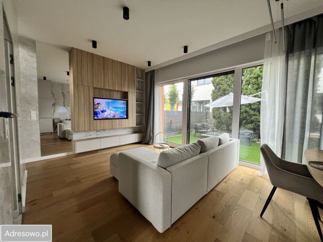 dom szeregowy, 5 pokoi Warszawa Wawer, ul. Poprawna. Zdjęcie 1