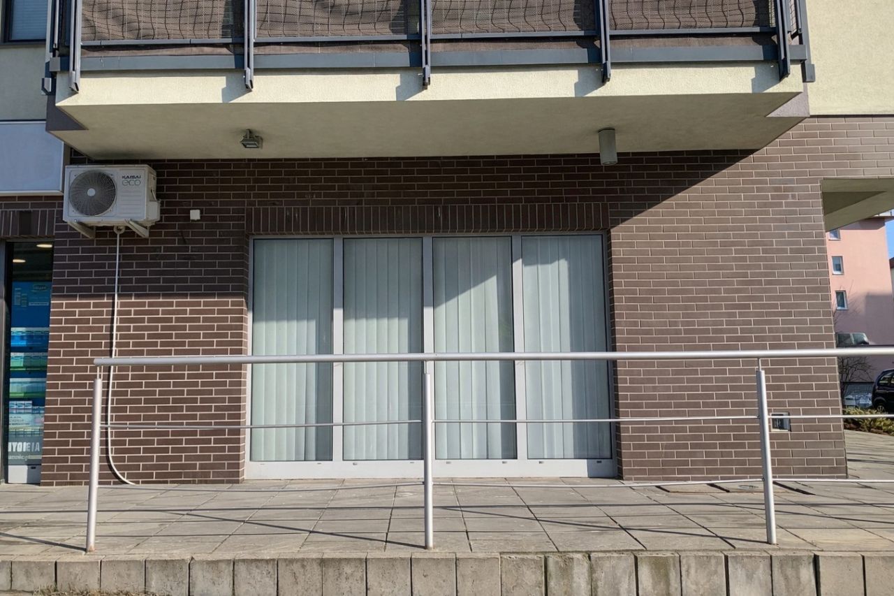 Lokal Kraków Prądnik Czerwony, ul. ks. Józefa Meiera. Zdjęcie 9