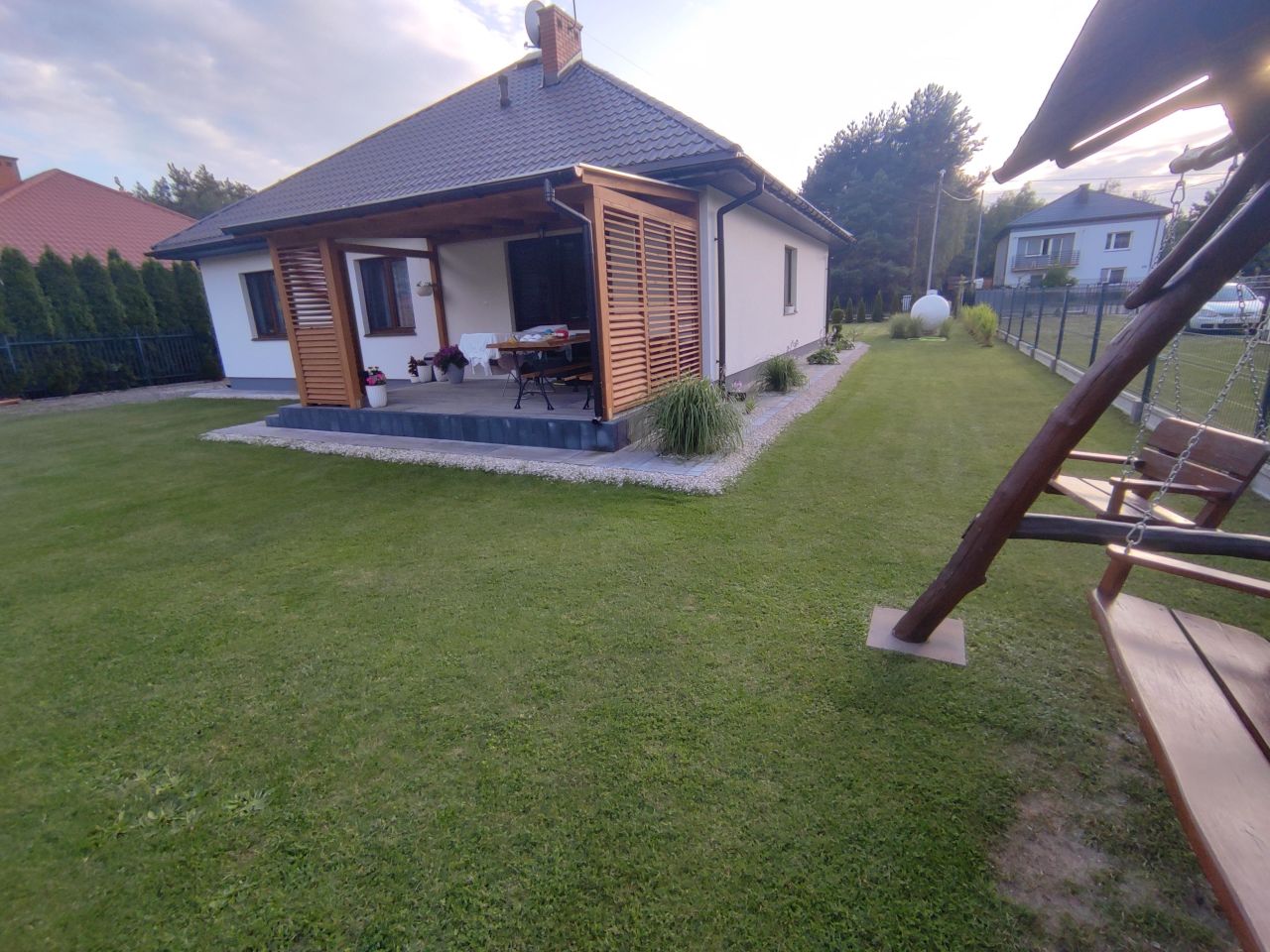 dom wolnostojący, 4 pokoje Chinów Nowy Chinów. Zdjęcie 3
