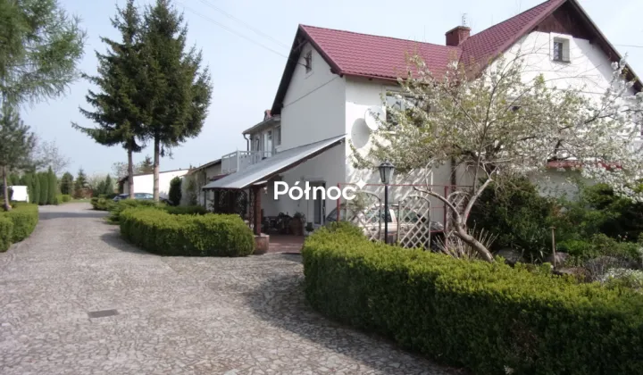 dom wolnostojący, 12 pokoi Szczytnica