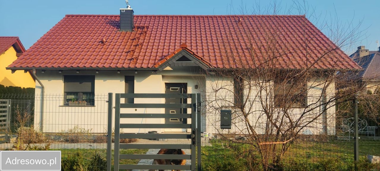 dom wolnostojący, 4 pokoje Nowy Dwór. Zdjęcie 1