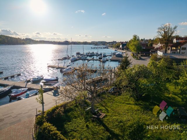 dom wolnostojący, 11 pokoi Mikołajki, ul. Michała Kajki. Zdjęcie 8