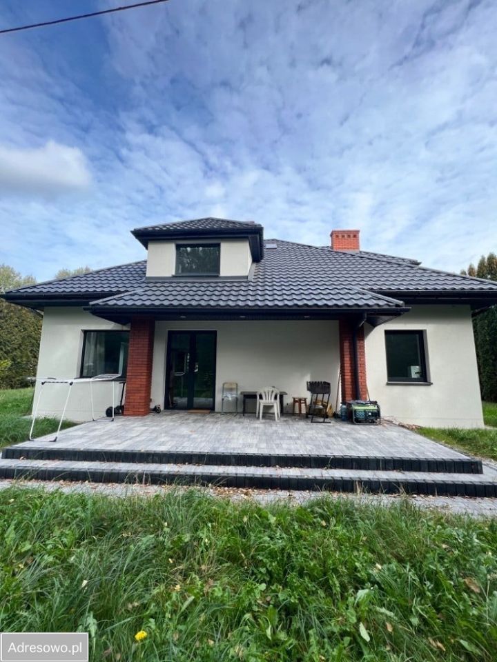 dom wolnostojący, 5 pokoi Pilawa, ul. Klonowa