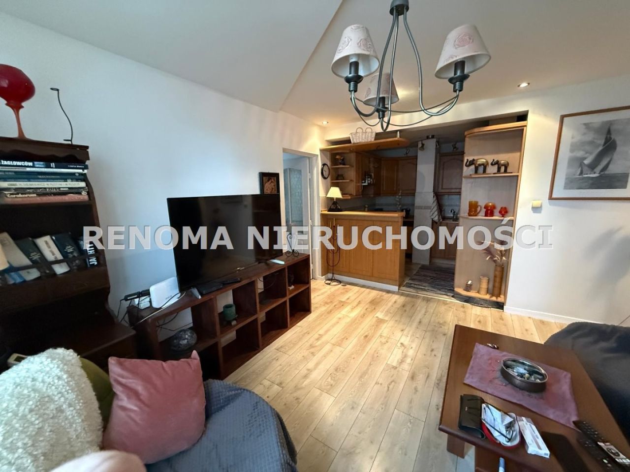 Mieszkanie 3-pokojowe Wałbrzych Piaskowa Góra, ul. Czesława Miłosza. Zdjęcie 3