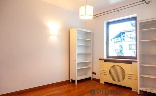 Mieszkanie 5-pokojowe Warszawa Ursynów, ul. Dezyderego Adama Chłapowskiego. Zdjęcie 4