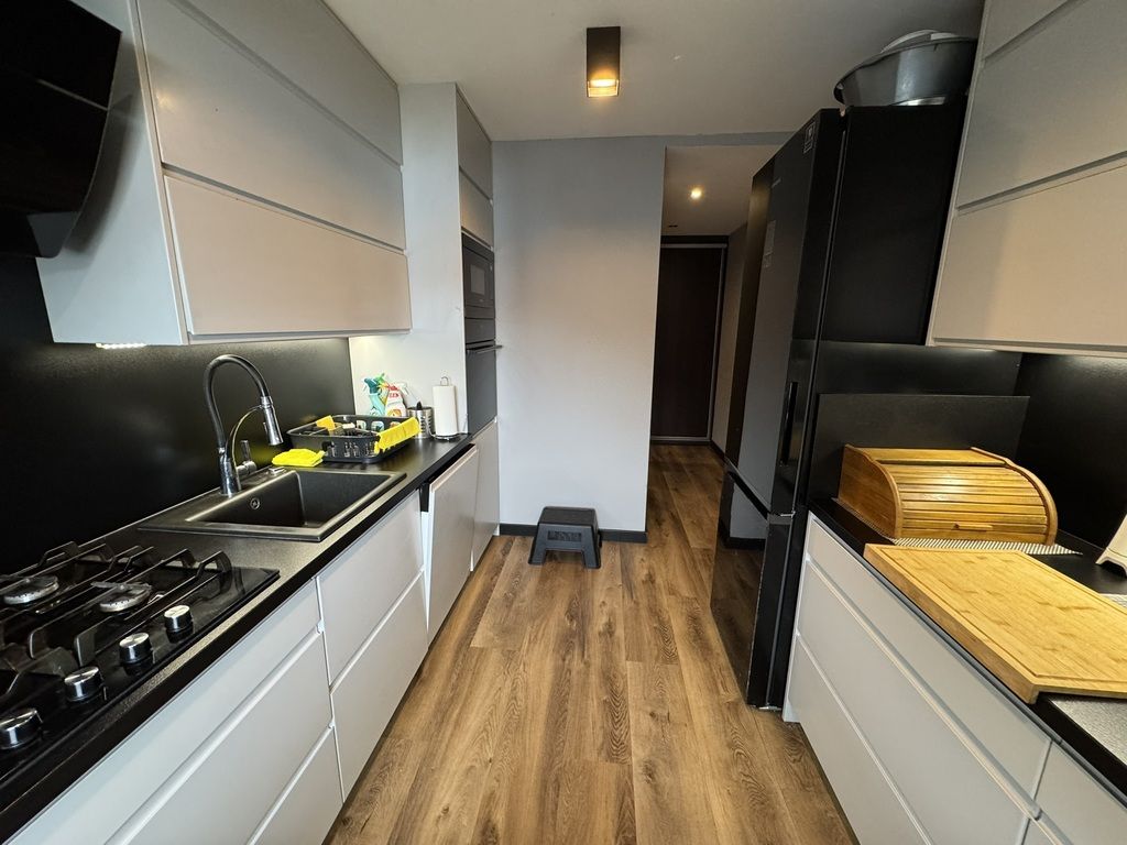 Mieszkanie 3-pokojowe Kłodzko, ul. Stefana Żeromskiego. Zdjęcie 3