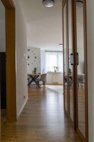 Mieszkanie 3-pokojowe Tarczyn, ul. ks. Czesława Oszkiela. Zdjęcie 3