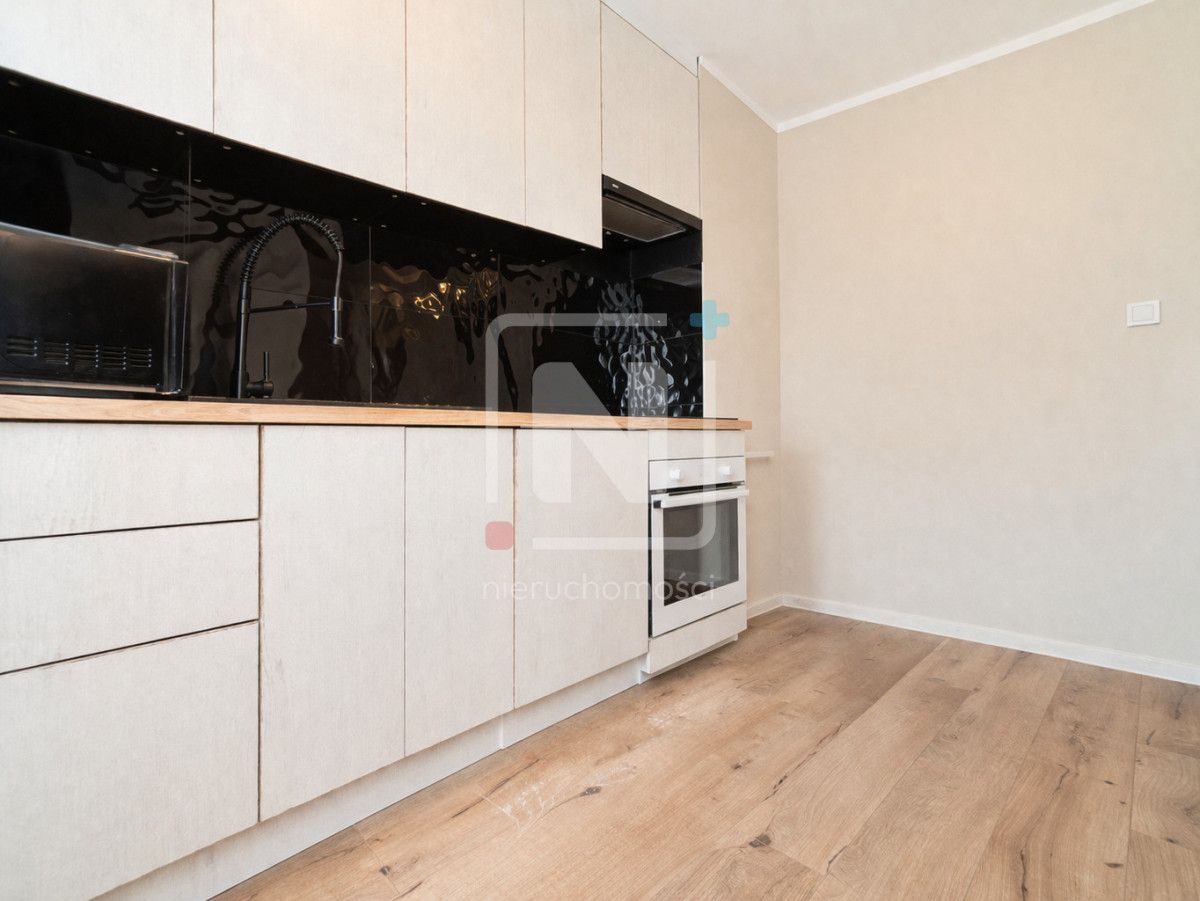 Mieszkanie 3-pokojowe Warszawa Praga-Południe, ul. Afrykańska. Zdjęcie 1