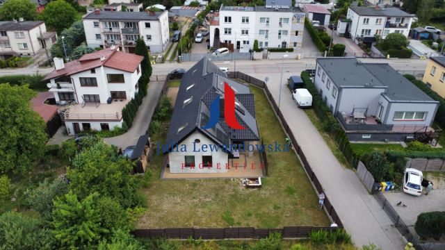 dom wolnostojący, 7 pokoi Gdańsk, ul. Metalowców. Zdjęcie 32