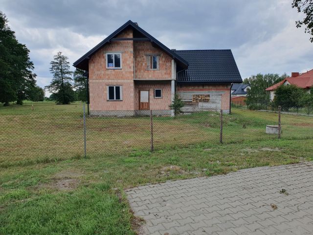 dom wolnostojący, 5 pokoi Podbiel Rosłońce, ul. Główna. Zdjęcie 2