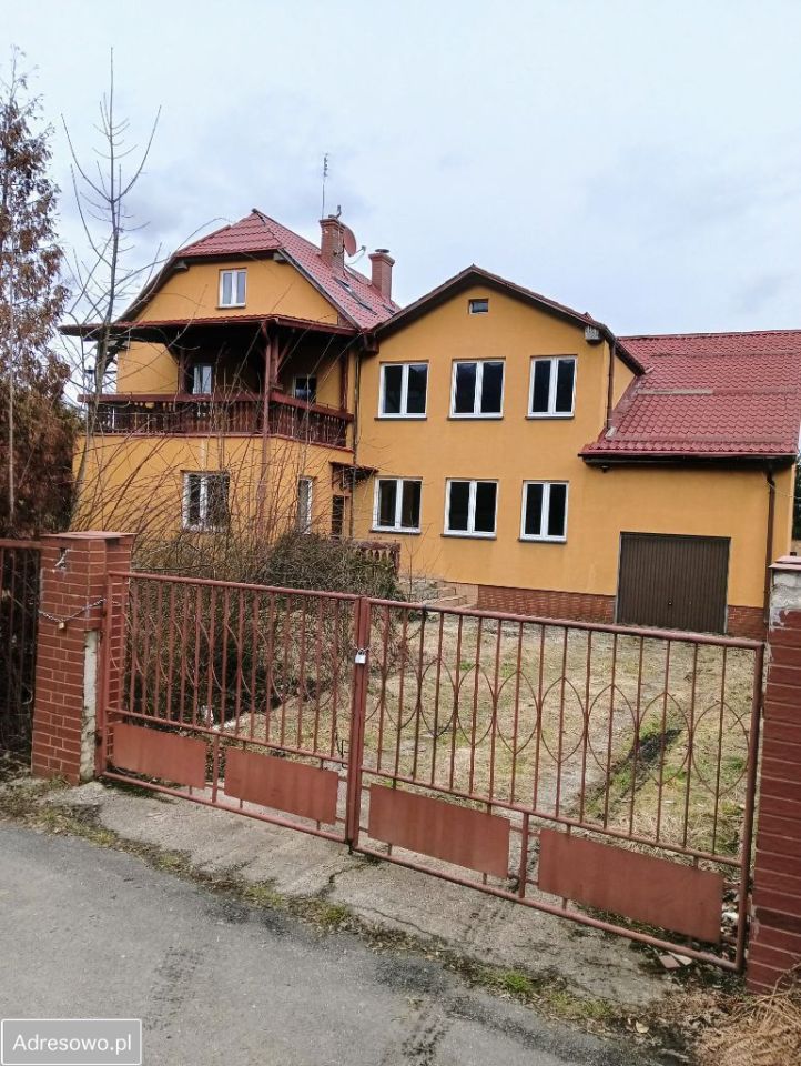 dom wolnostojący, 7 pokoi Buczkowice, ul. Grunwaldzka