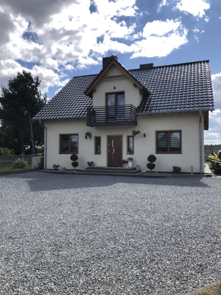 dom wolnostojący, 6 pokoi Krasowice, ul. Słoneczna