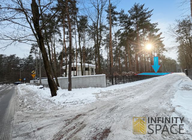 Działka budowlana Łomianki. Zdjęcie 1