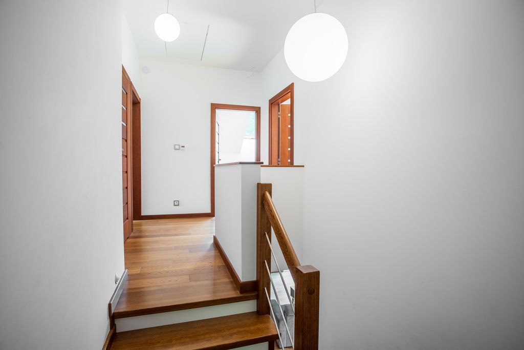 dom wolnostojący, 6 pokoi Michałów-Reginów, ul. Warszawska. Zdjęcie 30