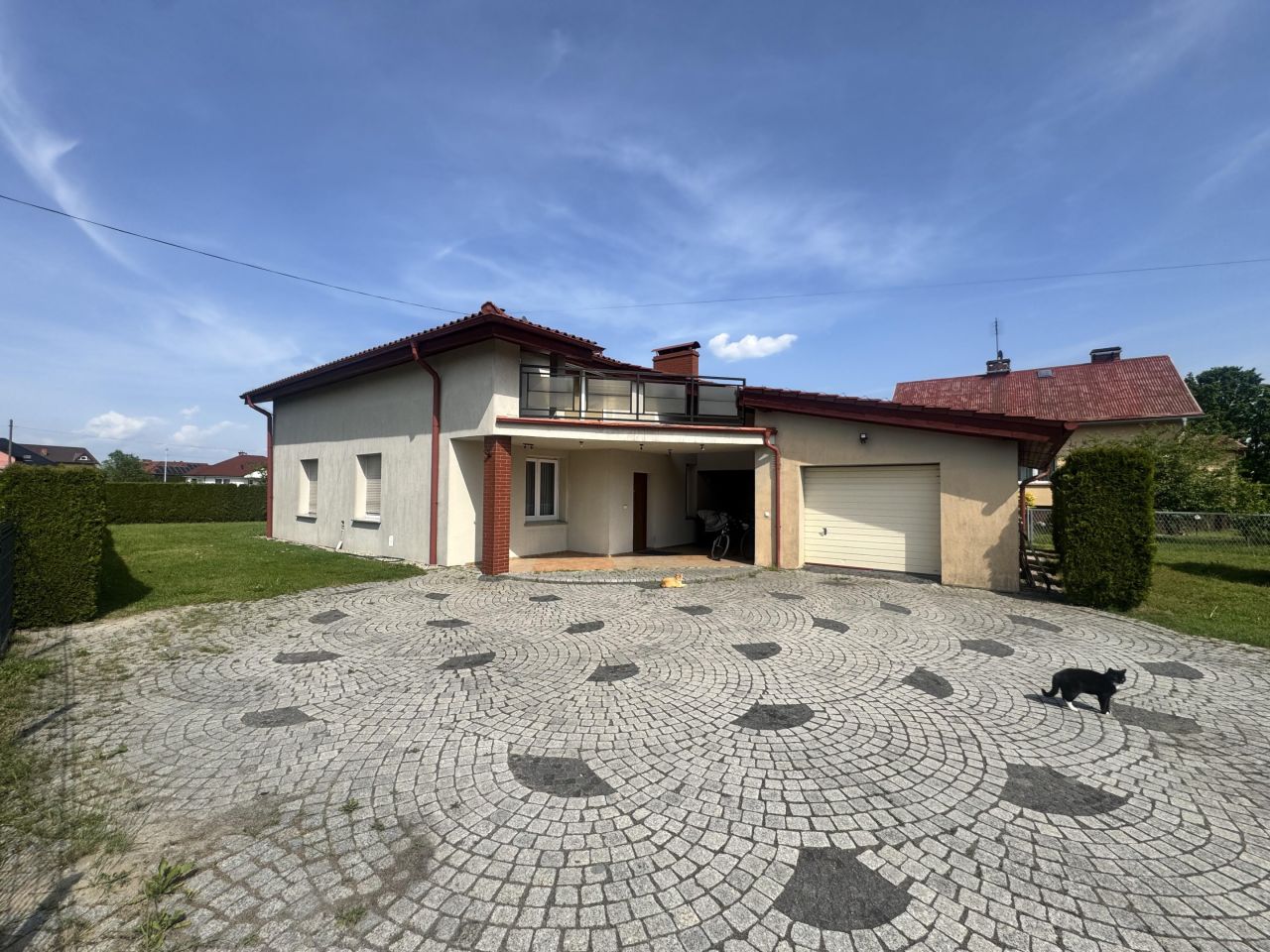 dom wolnostojący, 6 pokoi Kobylice. Zdjęcie 1