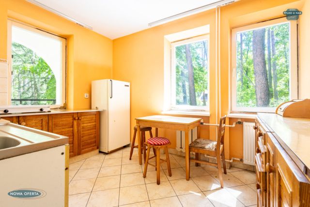 dom wolnostojący, 4 pokoje Grotniki, ul. Marszałkowska. Zdjęcie 2