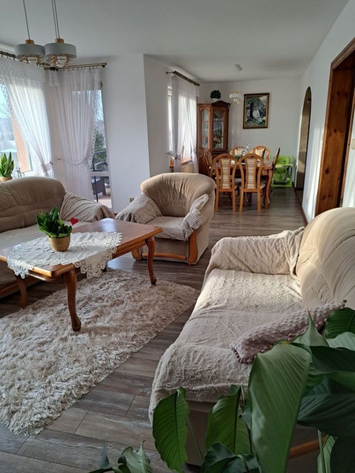 dom wolnostojący Studzienice, ul. Piastowska. Zdjęcie 3