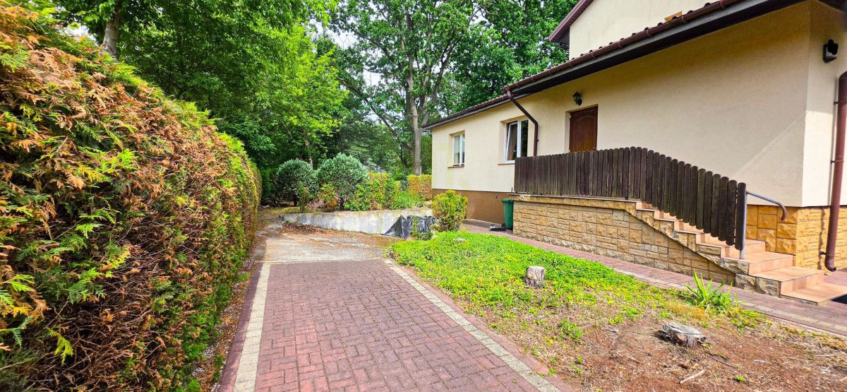 bliźniak, 5 pokoi Podkowa Leśna. Zdjęcie 10
