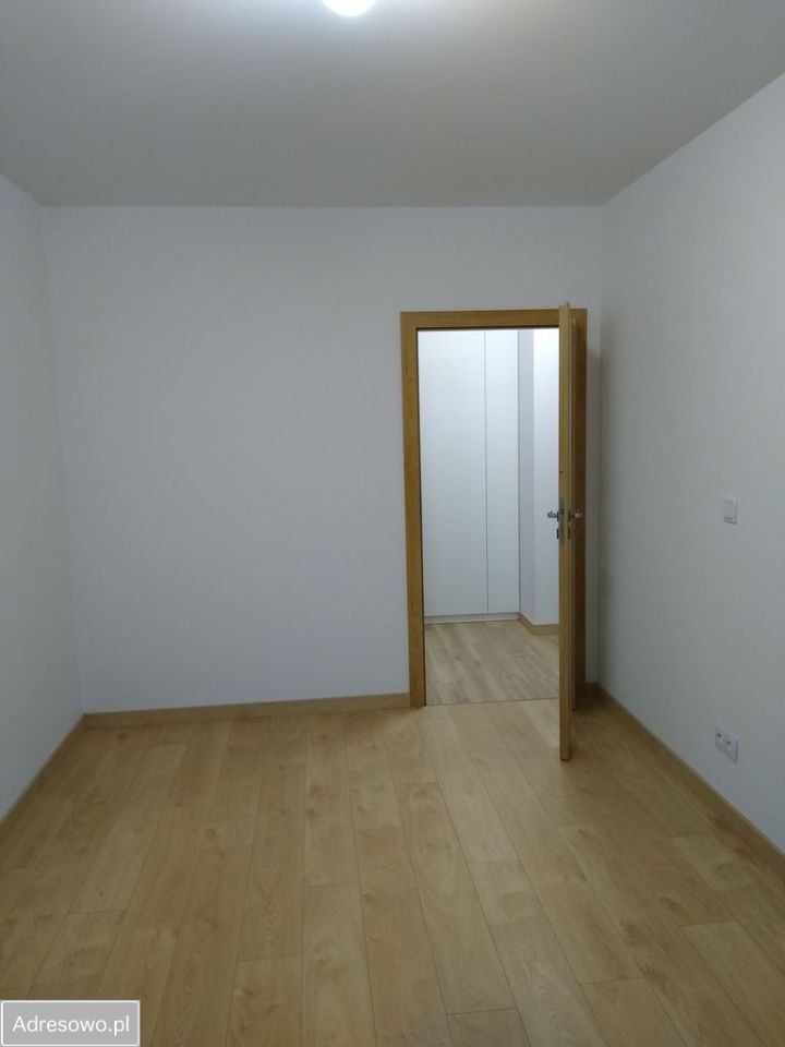 Mieszkanie 3-pokojowe Ożarów Mazowiecki, ul. Kazimierza Kamińskiego. Zdjęcie 2