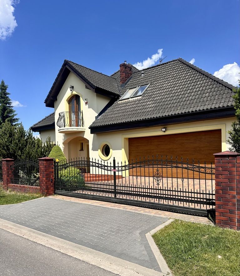 dom wolnostojący, 5 pokoi Rokietnica, ul. Daglezjowa. Zdjęcie 1