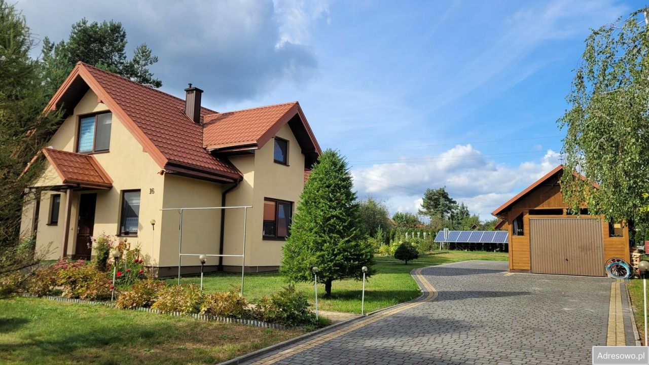 dom wolnostojący, 5 pokoi Susiec. Zdjęcie 5