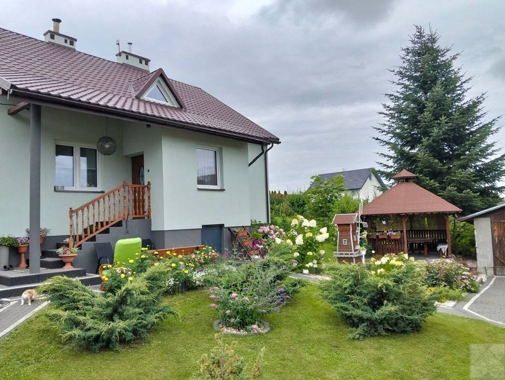 dom wolnostojący, 7 pokoi Drohojów